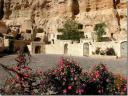 003_cappadocia_caves.jpg